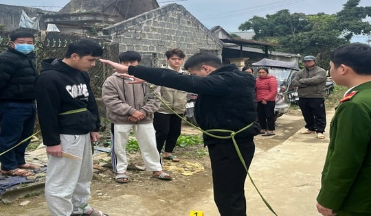 Thấy bạn mượn dao, thanh niên đòi đi cùng rồi gây án