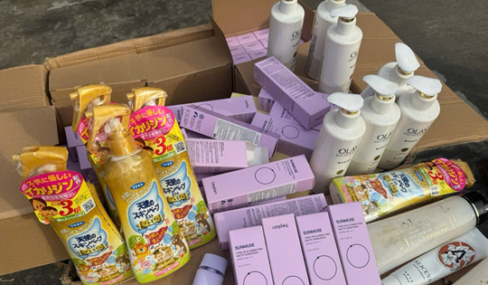 Buôn bán hàng chục tấn mỹ phẩm giả nhập từ Trung Quốc