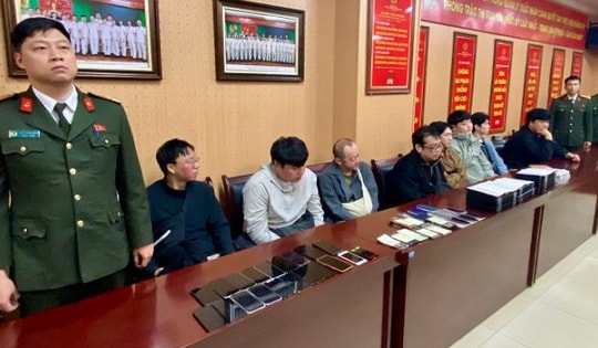 Đột kích biệt thự hạng sang, lộ ‘hang ổ’ lừa đảo công nghệ cao do người nước ngoài cầm đầu