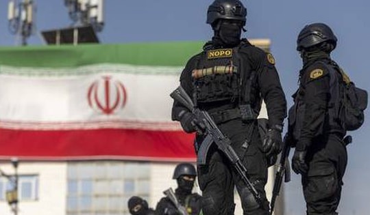 Nhiều nước nâng cảnh báo, đóng cửa cơ quan ngoại giao tại Iran