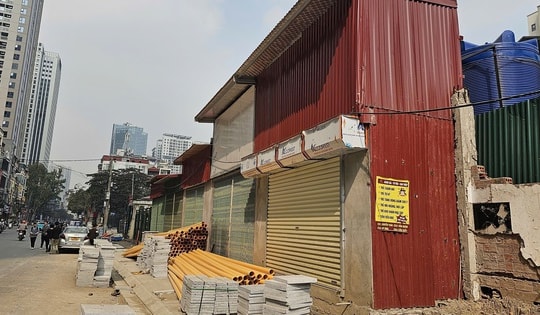 Nhà siêu mỏng xuất hiện sau khi mở rộng đường Nguyễn Tuân