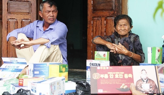 Nhận diện các hình thức lừa đảo tinh vi nhắm vào người cao tuổi