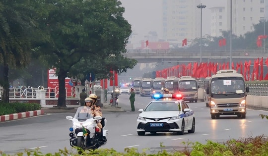 Hà Nội bảo đảm giao thông thông suốt, giữ vững an ninh trật tự phục vụ Đại hội XIV của Đảng