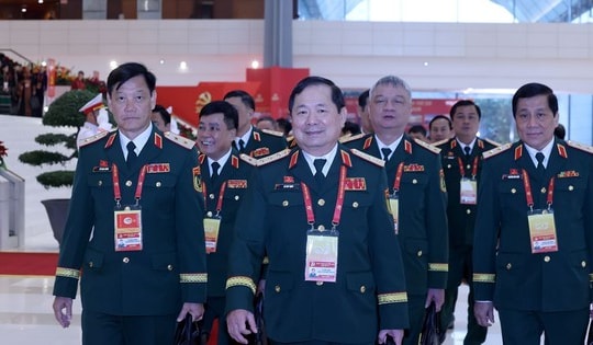 Nâng cao nhận thức lý luận của Đảng về đối ngoại và hội nhập quốc tế