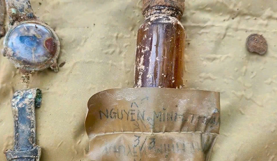 Thông tin mới vụ phát hiện hài cốt liệt sỹ cùng di vật và mảnh giấy ghi Nguyễn Minh Thuận