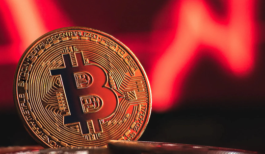 Bitcoin vượt 90.000 USDT sau khi Mỹ hủy áp thuế Châu Âu