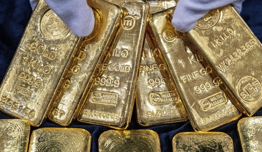 Vì sao giá vàng liên tiếp lập kỷ lục?