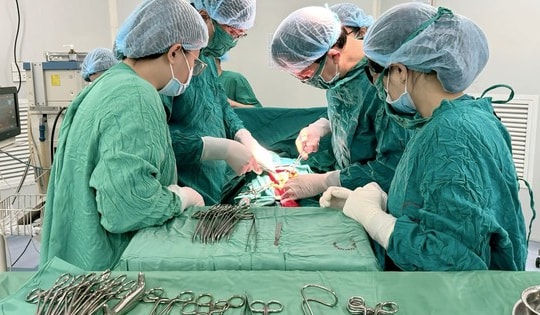 Rau tiền đạo trung tâm cài răng lược, chuyên gia chỉ ra những thách thức tối nguy