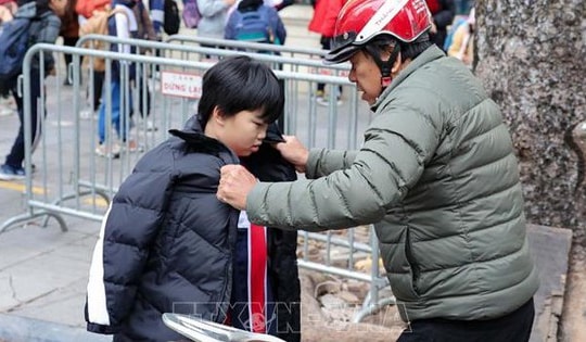 Học sinh mầm non, tiểu học Hà Nội không đến trường học khi nhiệt độ dưới 10°C