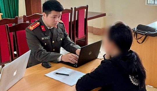 Xử phạt người phụ nữ 45 tuổi chia sẻ thông tin sai sự thật, xúc phạm CSGT