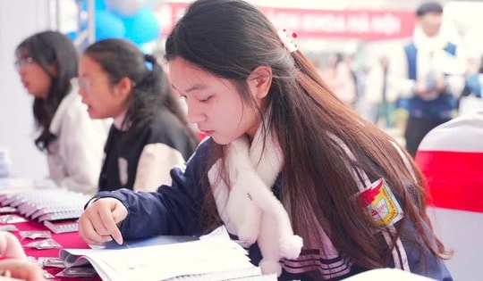 Tuyển sinh khối ngành y: Không chỉ là đam mê