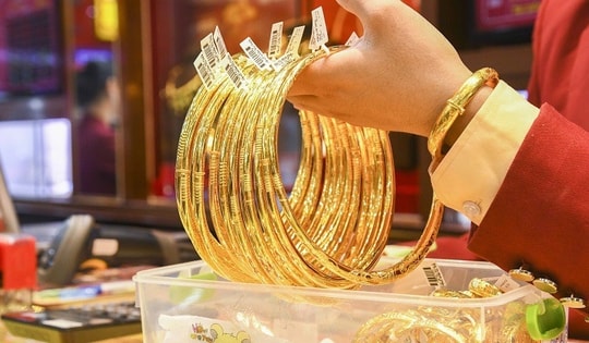 Giá vàng ngày 25/1: Chốt tuần tăng rất mạnh, người mua lãi đậm