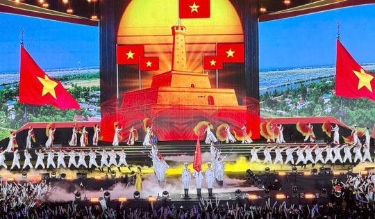 Sân khấu kỷ lục, công nghệ hiện đại tại concert chào mừng thành công Đại hội XIV của Đảng