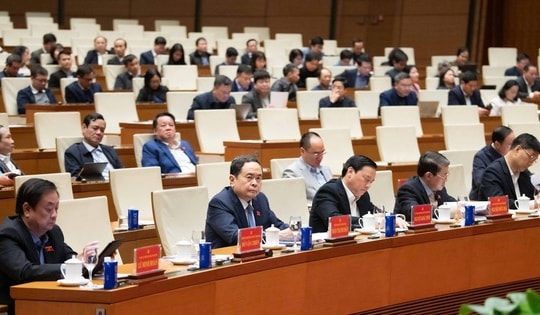 Chủ tịch Quốc hội chủ trì Hội nghị thông báo nhanh kết quả Đại hội XIV của Đảng