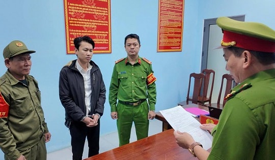 Bắt giữ đối tượng chặn đầu ô tô, hành hung tài xế tại Đà Nẵng