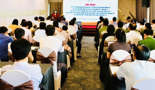 Chứa chấp người sử dụng thuốc lá điện tử, thuốc lá nung nóng bị phạt tới 10 triệu đồng