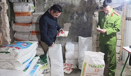 Gã đàn ông ở Hưng Yên sản xuất hơn 1.000 gói mì chính giả