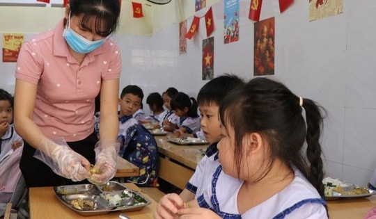 Học sinh trường phổ thông nội trú sẽ được hỗ trợ tiền ăn, sinh hoạt phí