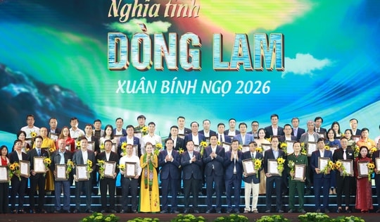 "Nghĩa tình Dòng Lam" huy động hơn 172 tỷ đồng chăm lo Tết cho người nghèo xứ Nghệ