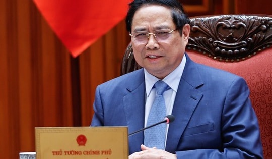 Thủ tướng yêu cầu triển khai Nghị quyết Đại hội XIV ngay từ những ngày đầu năm