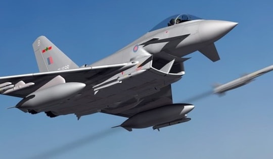 Loạt tiêm kích Eurofighter lập lá chắn trên không trước nguy cơ Iran đáp trả