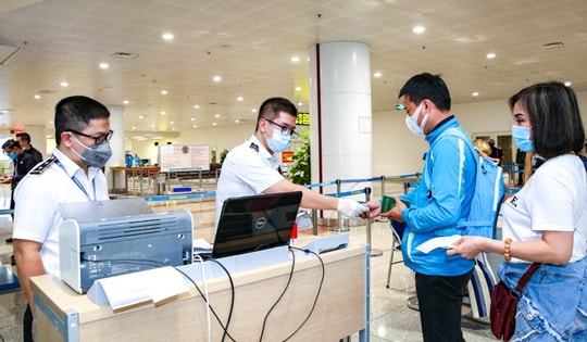 Bộ trưởng Bộ Y tế yêu cầu siết chặt phòng dịch, an toàn thực phẩm dịp Tết Nguyên đán 2026