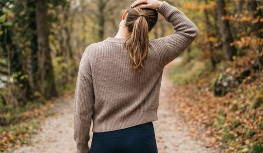 Người phụ nữ bị đột quỵ sau khi bẻ khớp cổ để giảm căng thẳng