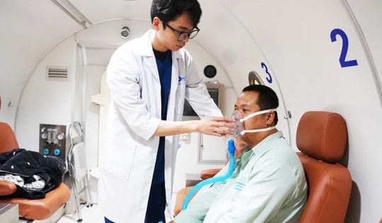 Đang lặn biển, người đàn ông bị tai biến lặn