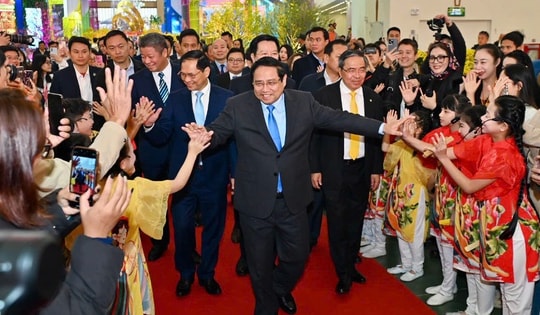 Thủ tướng Phạm Minh Chính dự Lễ khai mạc Hội chợ Mùa Xuân 2026