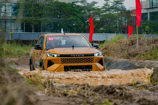 Ford Ranger chiếm hơn 70% thị phần: Người Việt chuộng bán tải một cầu