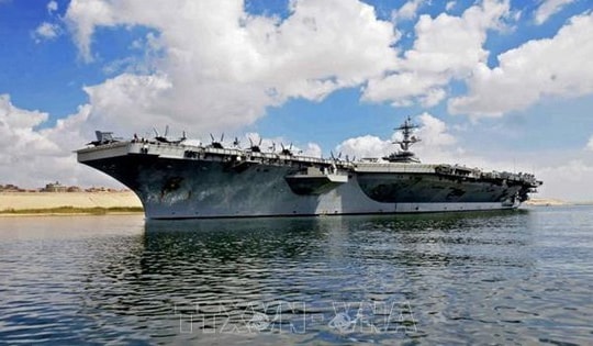 Tàu sân bay Mỹ rời khỏi khu vực gần Iran