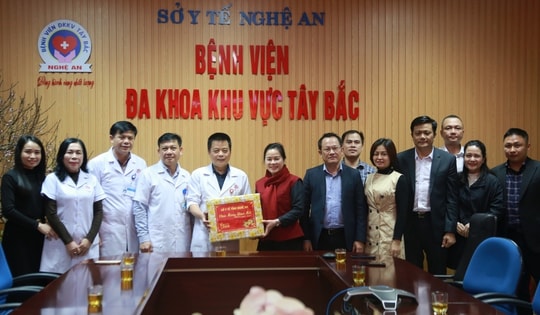 Nghệ An: Bảo đảm đủ thuốc, cấp cứu 24/24 giờ, không gián đoạn điều trị