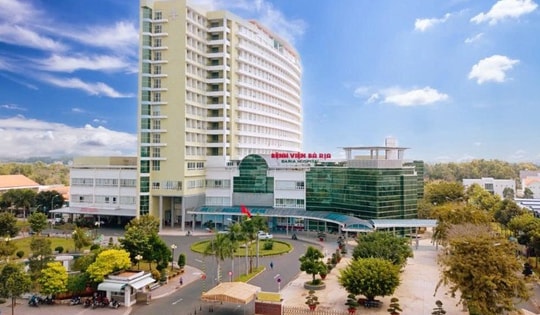 TPHCM: Gần 50 người nghi ngộ độc sau tiệc tất niên