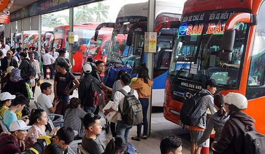 Thủ tướng chỉ đạo siết chặt tổ chức vận tải, bảo đảm trật tự, ATGT dịp Tết và lễ hội xuân 2026