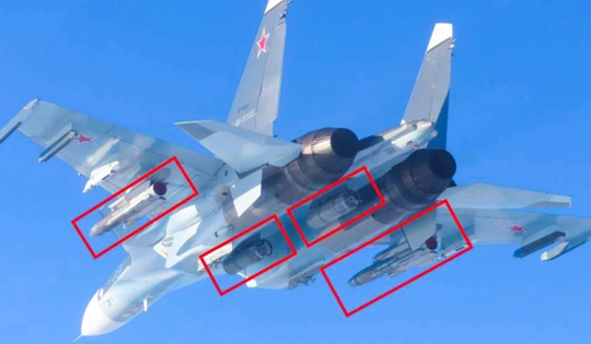 Tiêm kích Su-30SM2 Nga mang vũ khí tấn công áp sát NATO