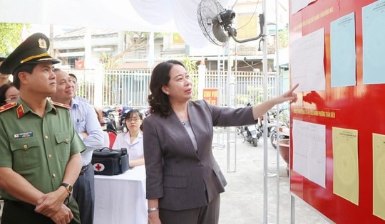 Phó Chủ tịch nước Võ Thị Ánh Xuân kiểm tra công tác chuẩn bị bầu cử tại Đồng Nai