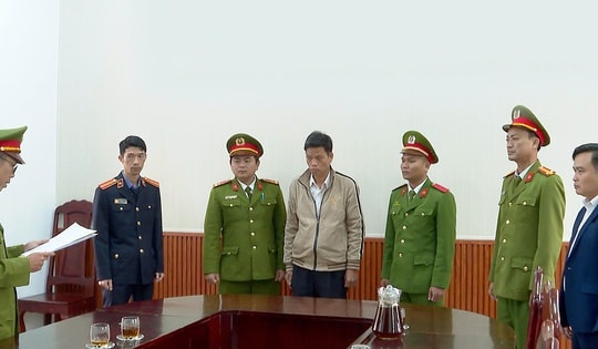 Cán bộ địa chính phường ở Huế bị khởi tố về hành vi giả mạo trong công tác