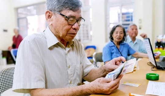 Các trường hợp dừng hưởng lương hưu, trợ cấp BHXH từ năm 2026