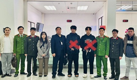 Bắt giữ, bàn giao 2 đối tượng truy nã đỏ của Interpol cho Hàn Quốc