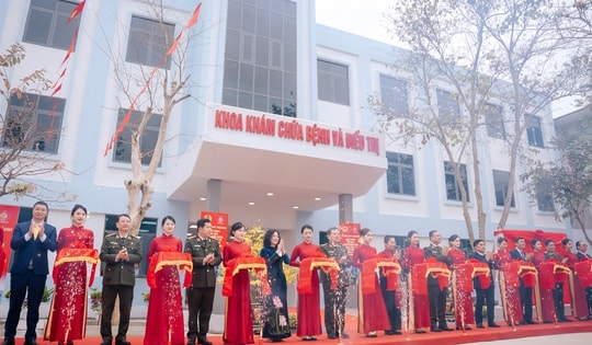 Trung tâm Y tế Tương Dương khánh thành tòa nhà khám chữa bệnh mới, nhận ngay gói tài trợ 'khủng' của Sun Group