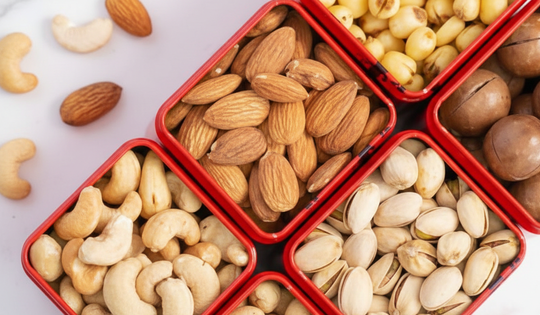 Điều gì xảy ra với cơ thể khi bạn ăn một nắm các loại hạt mỗi ngày?