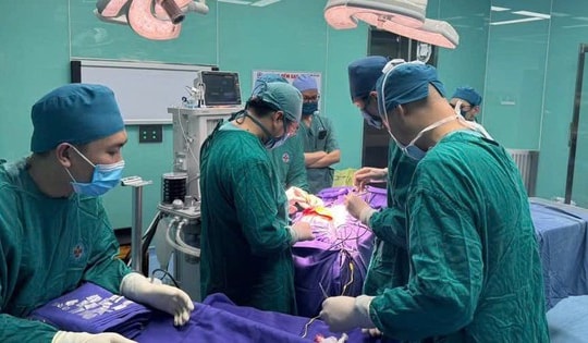 Hội chẩn liên viện trong đêm, cứu sống bệnh nhi 5 tuổi chấn thương sọ não nặng