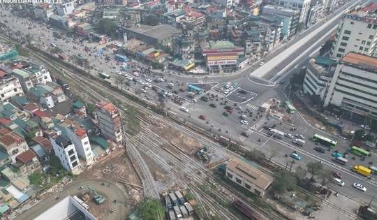 Giao thông thông thoáng ngày đầu thông xe đường Vành đai 2,5 và hầm chui Kim Đồng