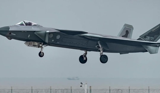 Tiêm kích J-20 Trung Quốc vượt mặt F-35 Mỹ nhờ radar thế hệ mới?