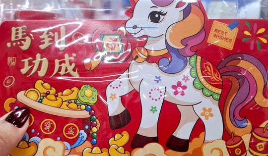 Thị trường phong bao lì xì Tết 2026 có gì mới?