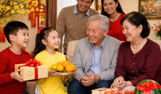 Dạy con phép lịch sự ngày Tết: Chuyện chào hỏi không thể xem nhẹ