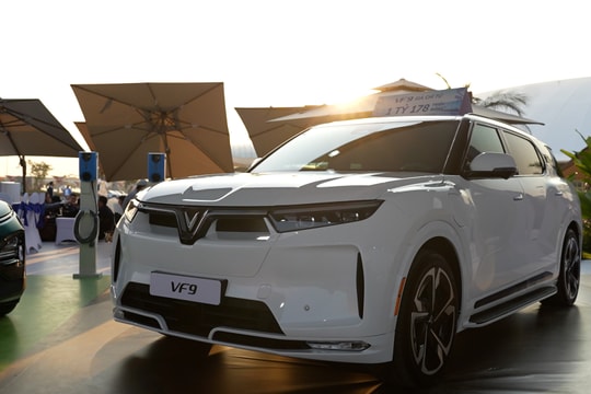 Những lưu ý quan trọng khi đi ô tô điện đường dài dịp Tết