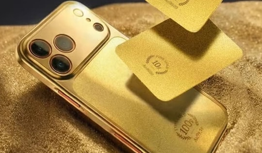 Sàn thương mại Trung Quốc tung chiêu lạ: Bán ốp vàng, tặng iPhone 17