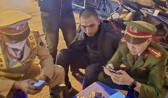 Vừa trộm xe xong đã bị công an tóm gọn