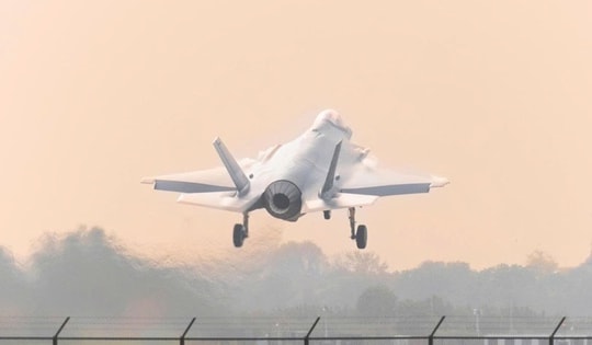 Tiêm kích Rafale Pháp có thể đánh bại F-35 Mỹ trong không chiến?